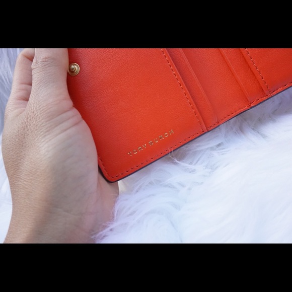 ❌SOLD❌Tory Burch Georgia medium slim wallet - Picture 5 of 8
